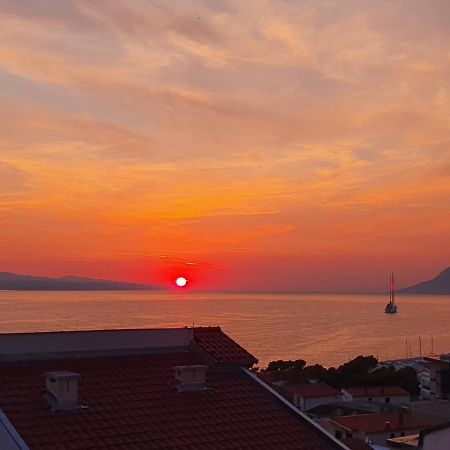 Apartment With Sea View Baška Voda Εξωτερικό φωτογραφία