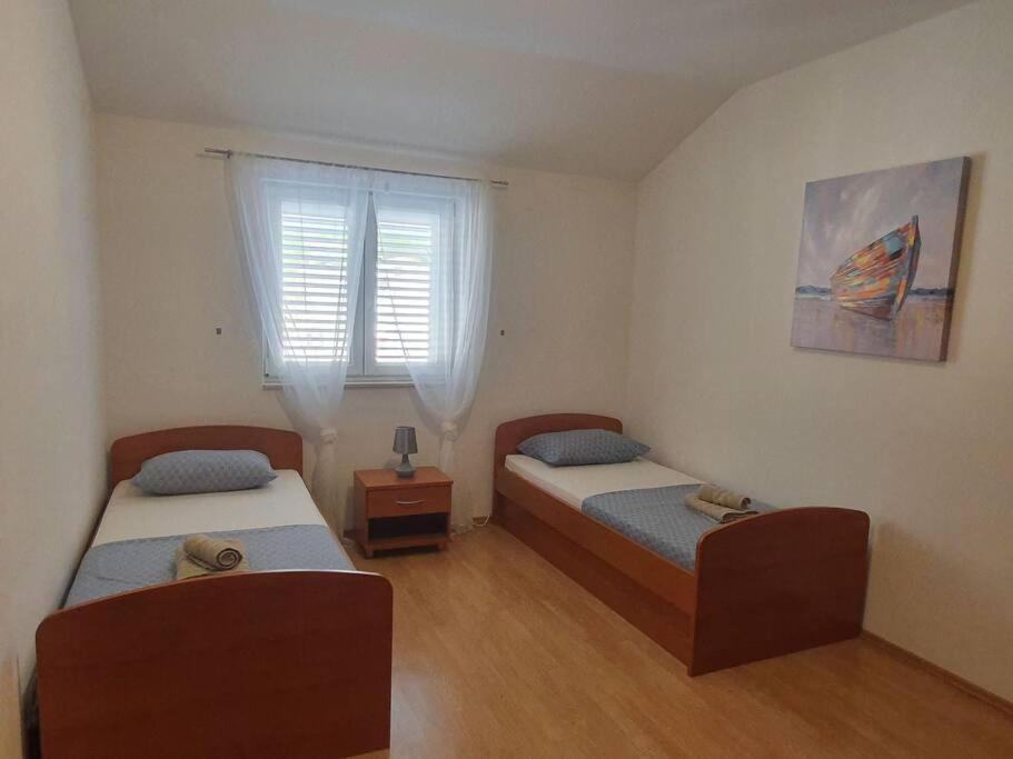 Apartment With Sea View Baška Voda Εξωτερικό φωτογραφία
